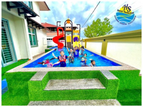 Private Water Park at Cozy House HS Sweet Homestay